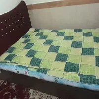 تخت خاب ۲نفره همراه باتشک|تخت و سرویس خواب|شاهین‌شهر, گزبرخوار|دیوار