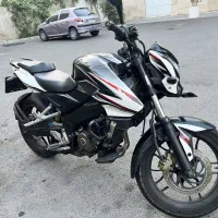 ns 200