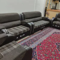 مبل و میز نهار خوری و ویترین ست