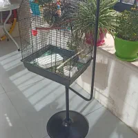 قفس پایه دار