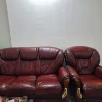 مبل هفت نفره و میز جلو مبلی