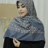 نیروی خانم جهت شال و روسری