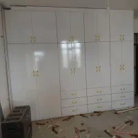 کمددیواری کرم متالیک کدپانصدویک