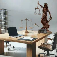 وکیل پایه یک دادگستری ۱۴سال سابقه در تهران