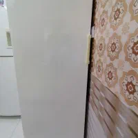 دوعدد یخچال  فریزر سالم و بدون عیب