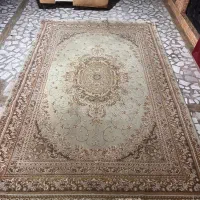 فرش و ۲ عدد میز تلویزیون|میز تلویزیون|رشت, استادسرا|دیوار