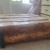 میز چوبی پینترسی به علت اثاث کشی