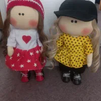 معاوضه عروسک روسی با گل طبیعی شاداب