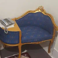 میز تلفن سالم و تمیز بدون خط و خش