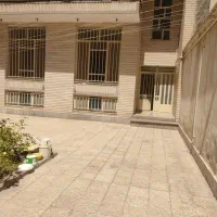 حیاط مسکونی ال گلی کوی فردوس ۵ شرقی