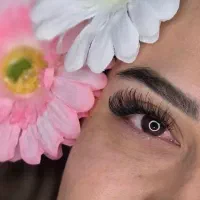 اکستنشن مژه با قیمت مناسب جذب مدل در تبریز