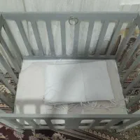 تخت نوزاد|تخت و صندلی بچه|نیشابور, شهید جعفری|دیوار