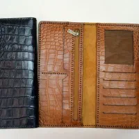 کیف های چرم طبیعی دست دوز|کیف، کفش، کمربند|قم, چهل درخت‎|دیوار