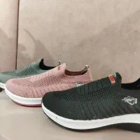 کفش اسکیچرز