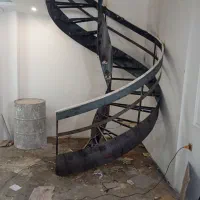 پله گرد و نرده استیل