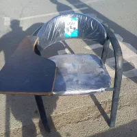 تعداد ۱۷عددصندلی دانشجویی یا دانش اموزی