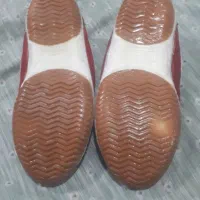 کفش فوتسال شماره ۴۳ به ۴۲ میخوره|کیف، کفش، کمربند|دورود, |دیوار