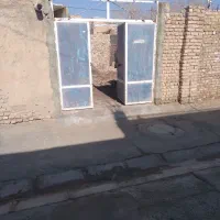 زمین-چهاردیواری