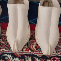 گیوه ملکی|کیف، کفش، کمربند|جرقویه, |دیوار