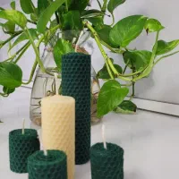 شمع موم عسلی