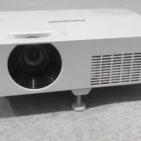 ویدیوپروژکتور