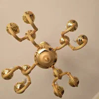 لوستر ۴ شاخه ۸ شعله|لوستر و چراغ آویز|اصفهان, باغ دریاچه|دیوار