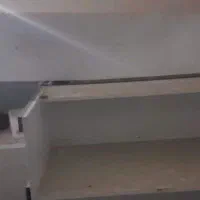 سه عدد میز وچندتخته سالم جنس های گلاس تمیز وسالم