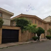 خانه ویلایی ۲طبقه/۳۴۰ متر/شهرک شریف منطقه22 چیتگر