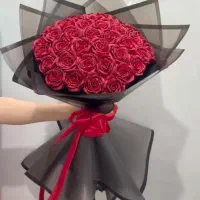 تخفیف روز زن گل رز