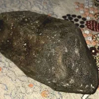 سنگ مشکوک به شهاب سنگ|جواهرات|زاهدان, |دیوار