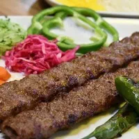 تهیه غذای مجلسی و شرکتی