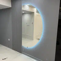 آینه قدی دفرمه شکل دار چراغدارطرح نیم رخ وبرجسته|آینه|رشت, بیجارپس|دیوار