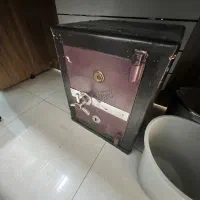 گاو صندوق سایز متوسط