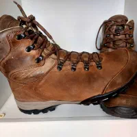 ۳ تا نیم بوت مردانه حرفه ای در حد نو و نو|کیف، کفش، کمربند|صدرا-فارس, فاز ۱|دیوار