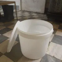 سطل ۱۰ کیلویی پنیر