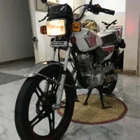 هوندا ۲۰۰ طرح سی بی