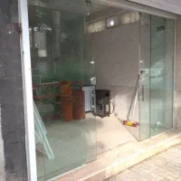 مغازه حاشیه خیابون/پرتردد