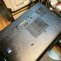 لپ تاپ hp|رایانه همراه|ری, شهادت|دیوار