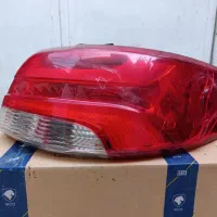 یک عدد خطر عقب رانا پلاس