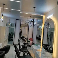 اپلاسیون رنگ و لایت میکاپ و شنیون اصلاح کوتاهی مو|خدمات آرایشگری و زیبایی|مشهد, آزادشهر|دیوار