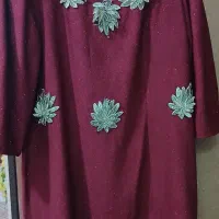 چند عدد لباس|لباس|نیشابور, شریعتی|دیوار