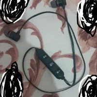 یک عدد هنسفری تویه گردنی بلوتوثی معاوضه هم دارم