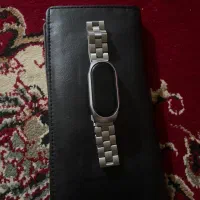 می بند۸