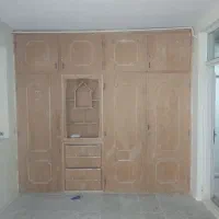 درب اتاق و کابینت و روشویی