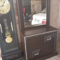 دراورواینه 6ظلعی محکم نوچهارکشوباساعت ایستاده روهم|جاکفشی، کمد، دراور|تهران, شارق|دیوار