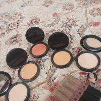 تعدادی رژ کرم پنکیک و...|آرایشی، بهداشتی، درمانی|قم, شهرک مهدیه (مدرس)|دیوار