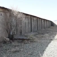 گاوداری-چهاردیواری-باغچه-ویلا-مرغداری