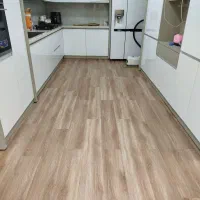 نصب و فروش انواع کاغذ دیواری کفپوش و آیینه پازلی