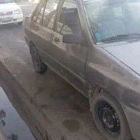 ماشین مدل ۸۰ به پایین خریدارم