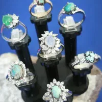 نقره جات وبدلیجات رویال
